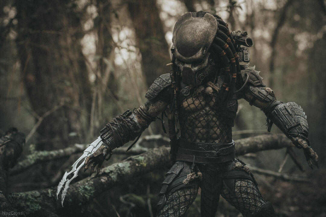 PREDATOR | 1/6 Toy Photography &amp; Action Figure Kitbashing.
