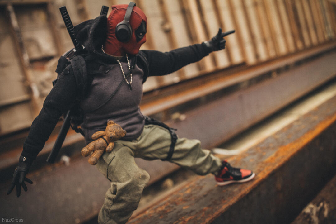 DEADPOOL | 1/6 Toy Photography &amp; Action Figure Kitbashing.